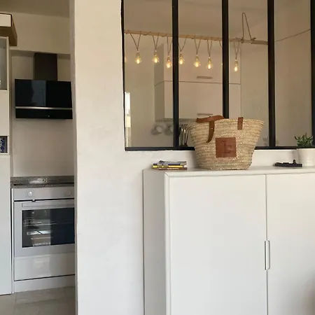 Aire Apartment